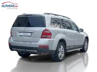 Aanzicht achter rechts