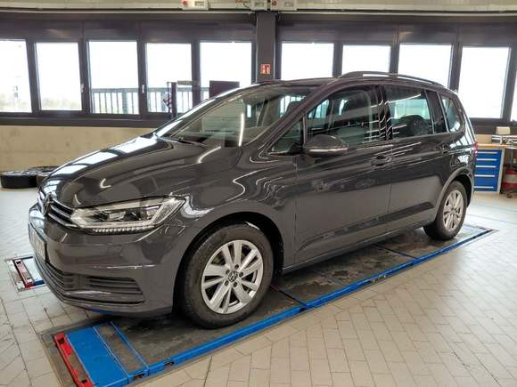 Vue de l’avant gauche