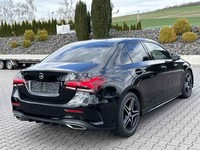 Aanzicht achter rechts