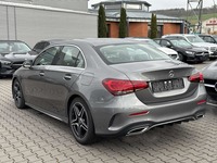 Aanzicht achter links