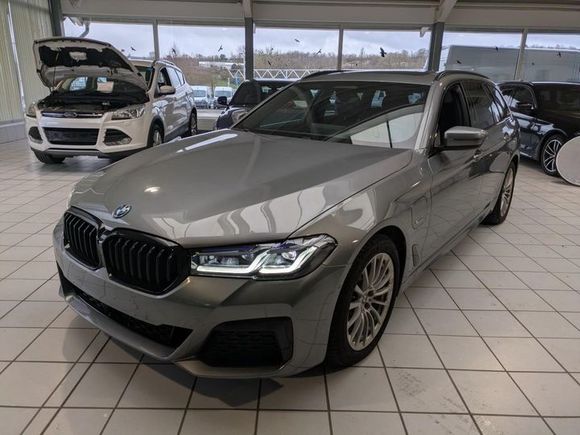 Vista dianteira esquerda