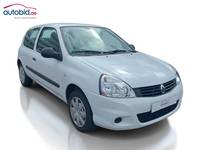 Вид спереди справа