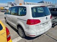 Вид сзади слева