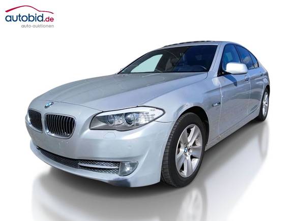 Pogled sprijeda lijevo