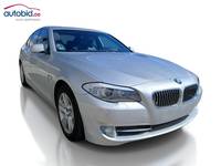 Pogled sprijeda desno