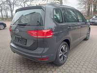 Aanzicht achter rechts