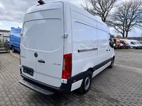 Aanzicht achter rechts