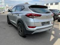 Aanzicht achter links