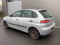 Aanzicht achter links