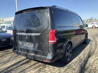 Aanzicht achter rechts