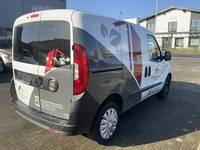 Aanzicht achter rechts