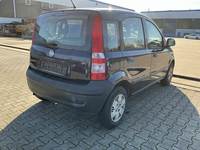 Aanzicht achter rechts