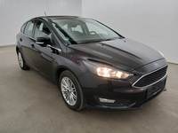 Widok z przodu po stronie prawej