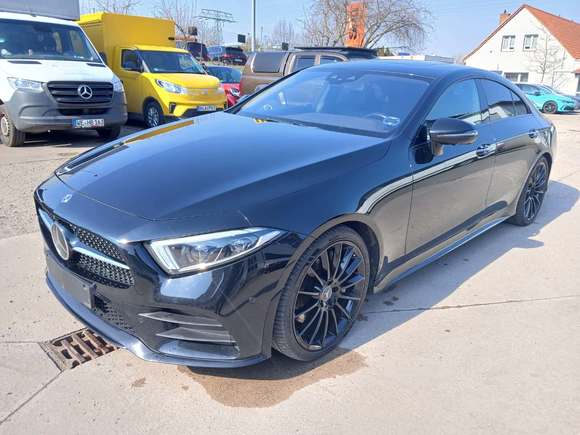 Vue de l’avant gauche