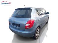 Widok z tyłu po stronie prawej