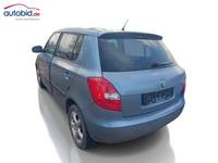 Widok z tyłu po stronie lewej