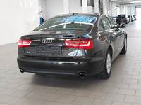 Aanzicht achter rechts