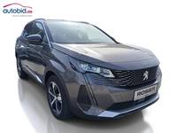 Pogled sprijeda desno