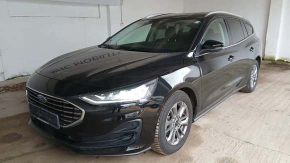 Vue de l’avant gauche