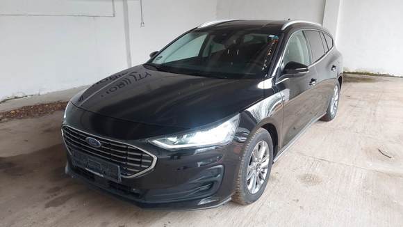 Vue de l’avant gauche