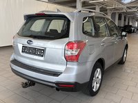 Vue de l’arrière droit