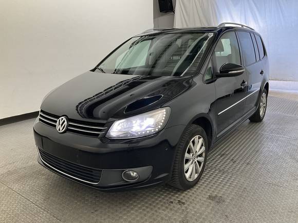 Pogled sprijeda lijevo