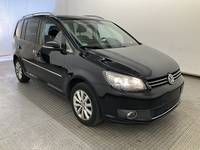 Pogled sprijeda desno