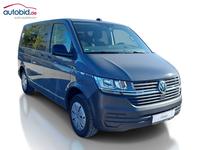 Skats no labās puses priekšā