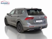 Вид сзади слева