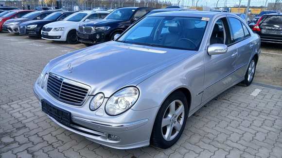 Widok z przodu po stronie lewej