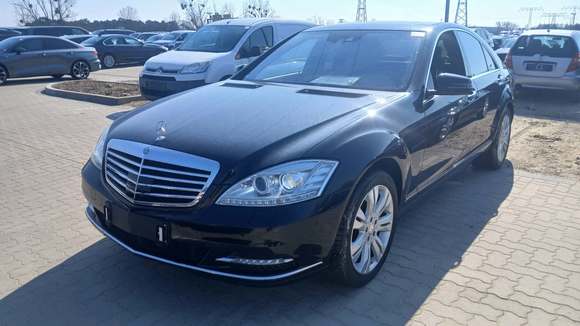 Widok z przodu po stronie lewej