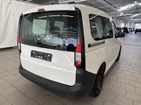 Vue de l’arrière droit