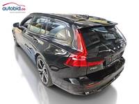 Vue de l’arrière gauche