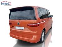 Изглед отзад отдясно