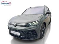 Изглед отпред отляво