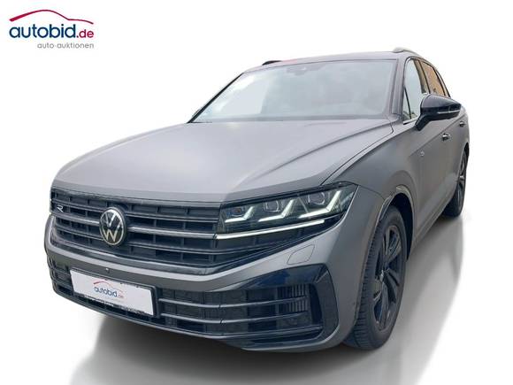 Изглед отпред отляво