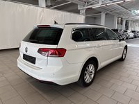 Pogled od pozadi desno