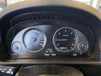 Pogled na kombinovani instrument