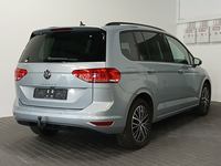 Aanzicht achter rechts