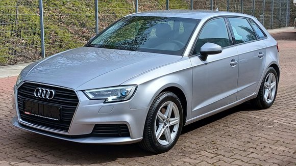 Widok z przodu po stronie lewej