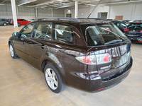 Widok z tyłu po stronie lewej