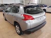 Widok z tyłu po stronie lewej