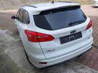 Widok z tyłu po stronie lewej