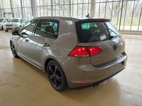 Widok z tyłu po stronie lewej