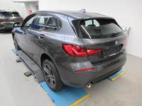 Widok z tyłu po stronie lewej