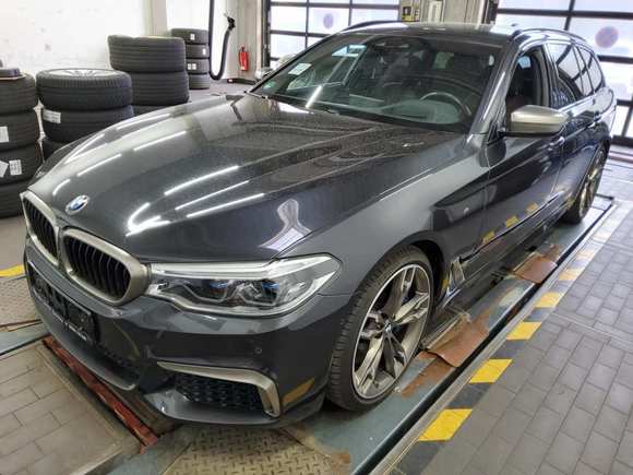 Náhled zpředu zleva