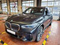 Pogled od napred levo