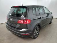 Vue de l’arrière droit