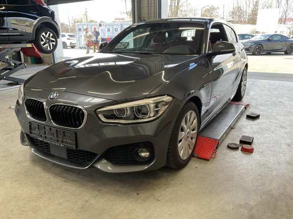 Вид спереди слева