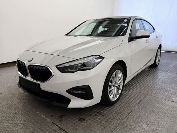 Pogled od napred levo